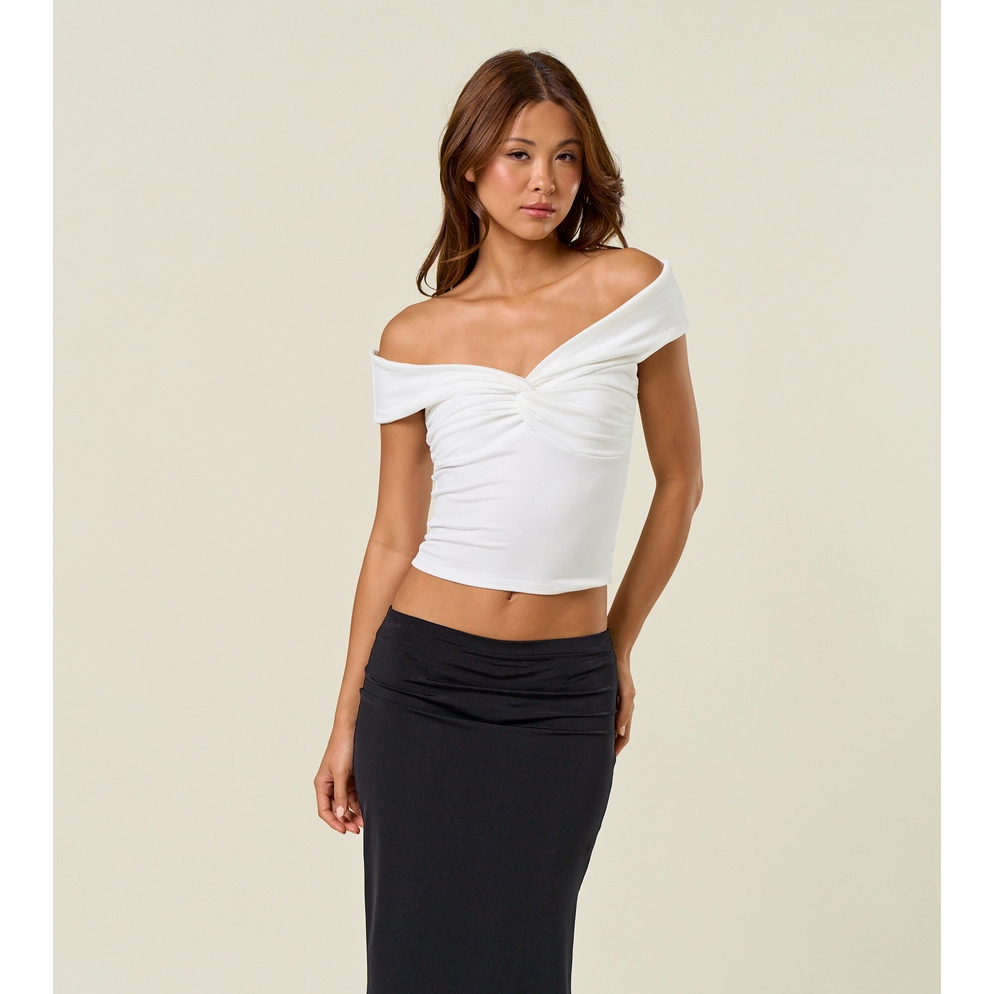 Twist & Shout Top